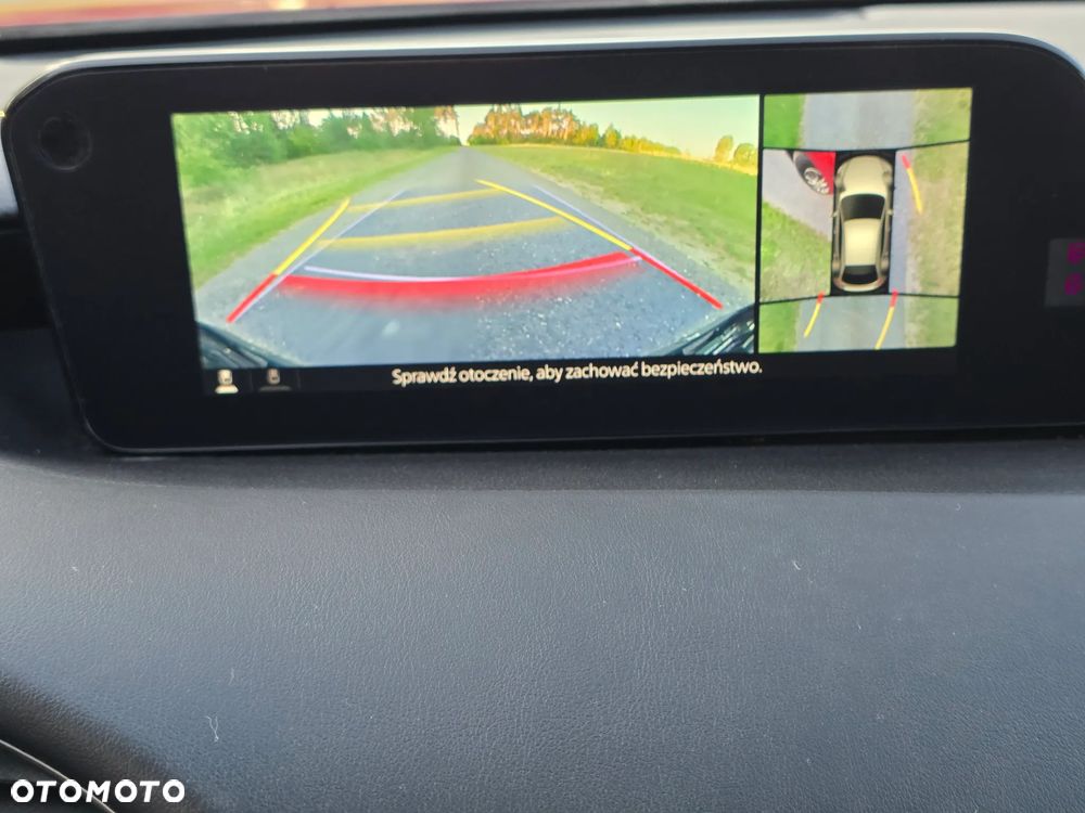 Mazda 3 e-SKYACTIV-G 2.0 M HYBRID - 14