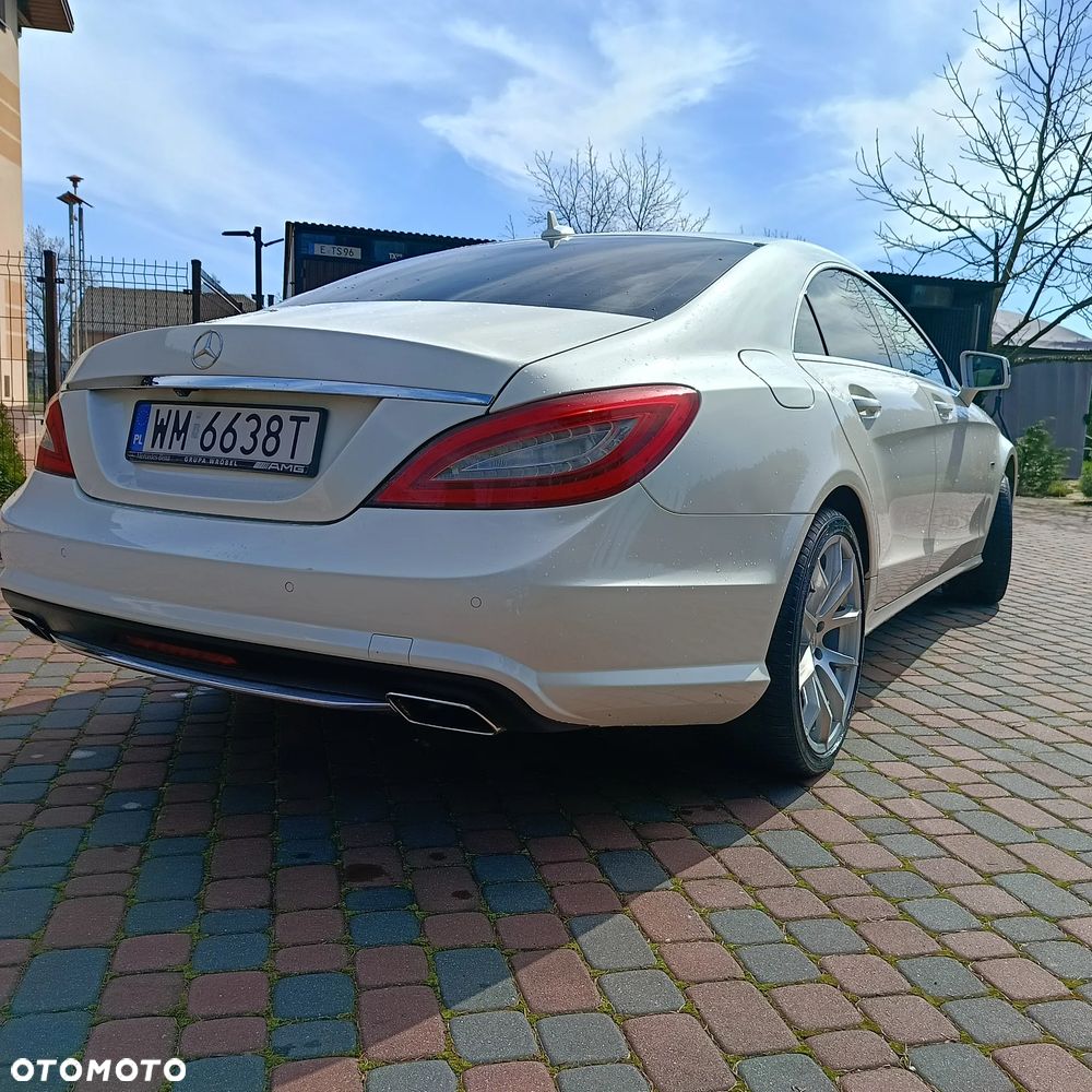 Mercedes-Benz CLS 350 CDI 4-Matic BlueEff - 4