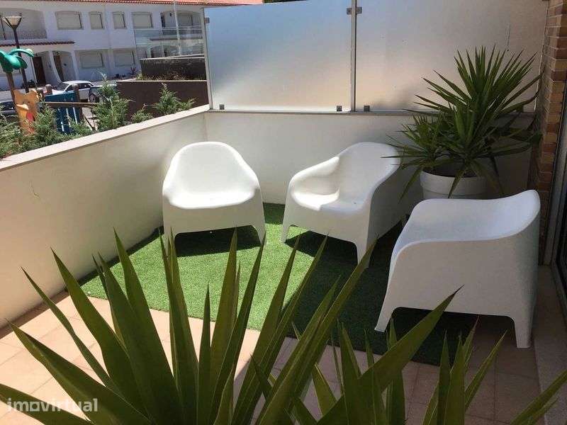 Apartamento T2 com terraços - Grande imagem: 3/11