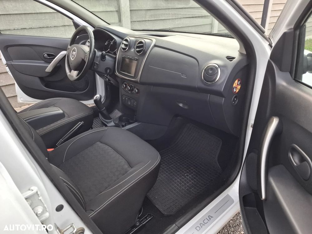 Dacia Sandero Blue dCi 95 Comfort - 7