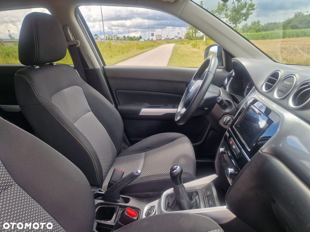 Suzuki Vitara 1.6 XLED 2WD - 19
