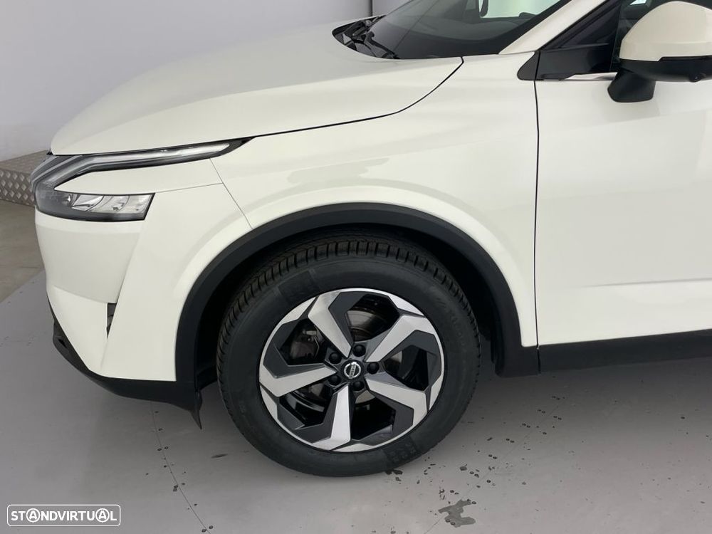 Nissan Qashqai 1.3 DIG-T N-Connecta - 18