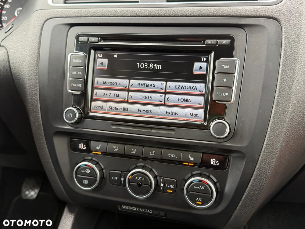 Volkswagen Jetta 1.4 TSI Highline Optimum - 27