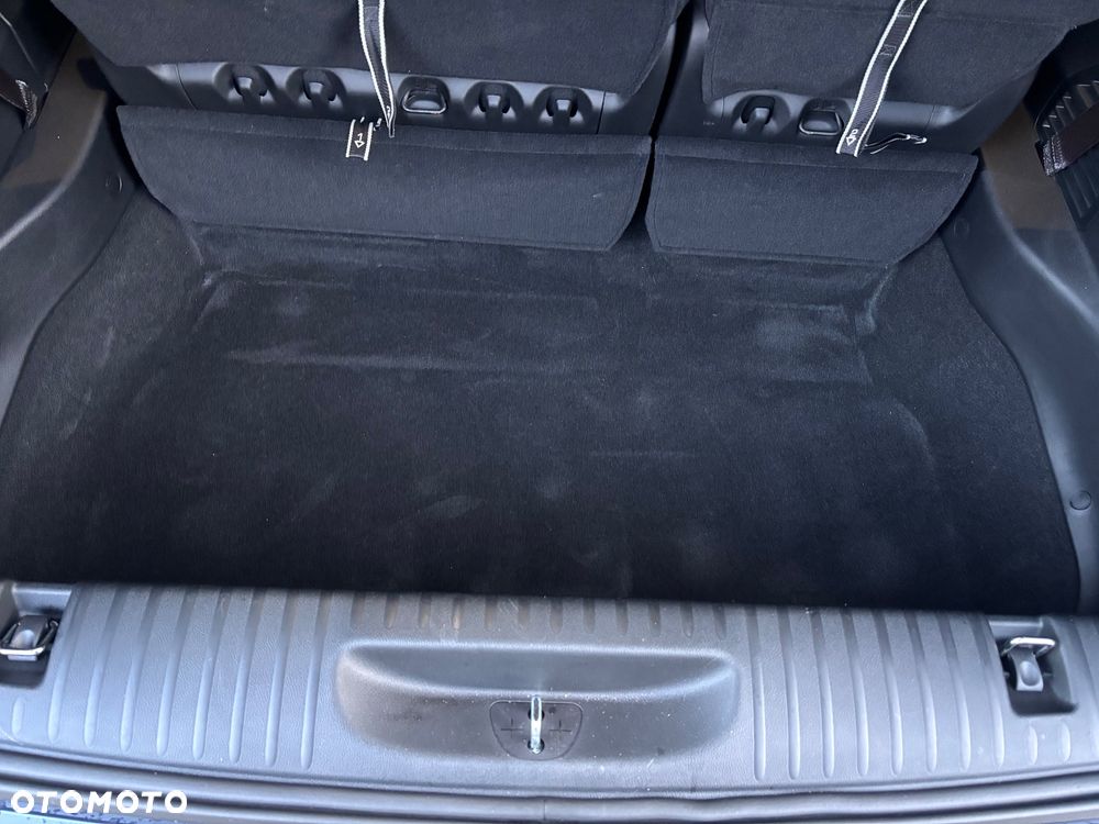 Chrysler Pacifica - 23