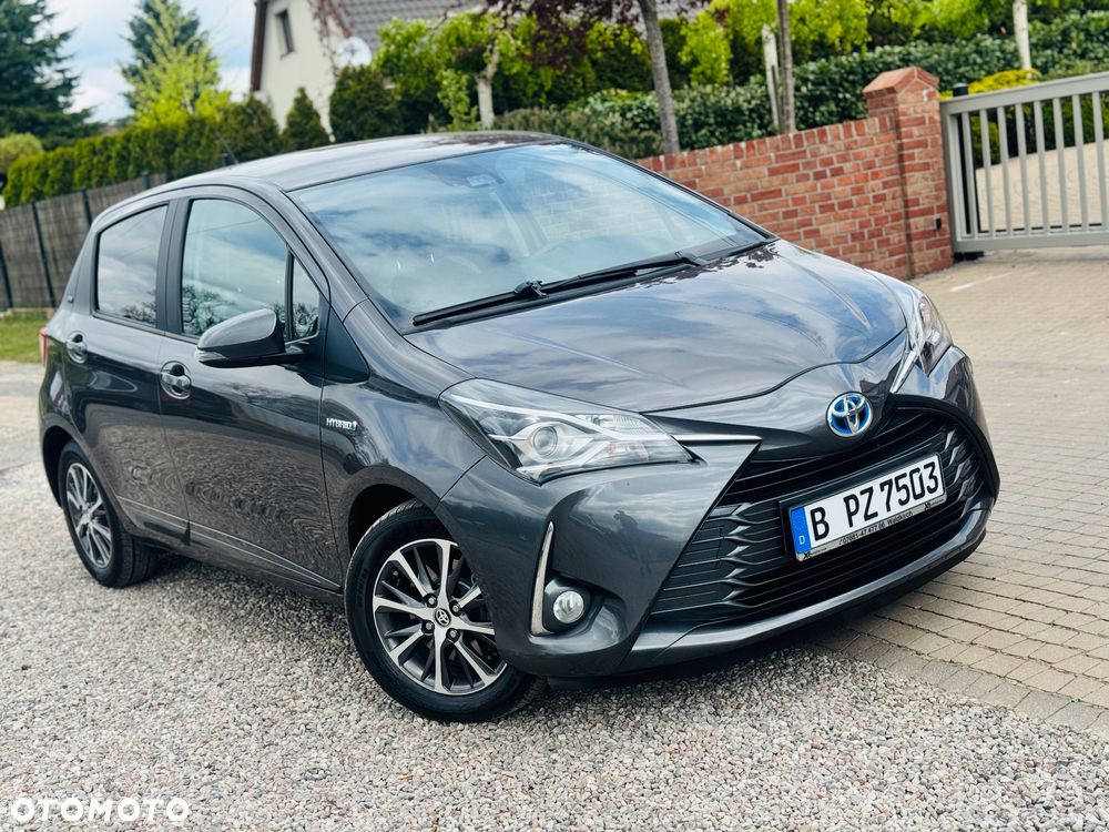 Toyota Yaris Hybrid 1.5 Executive - 1