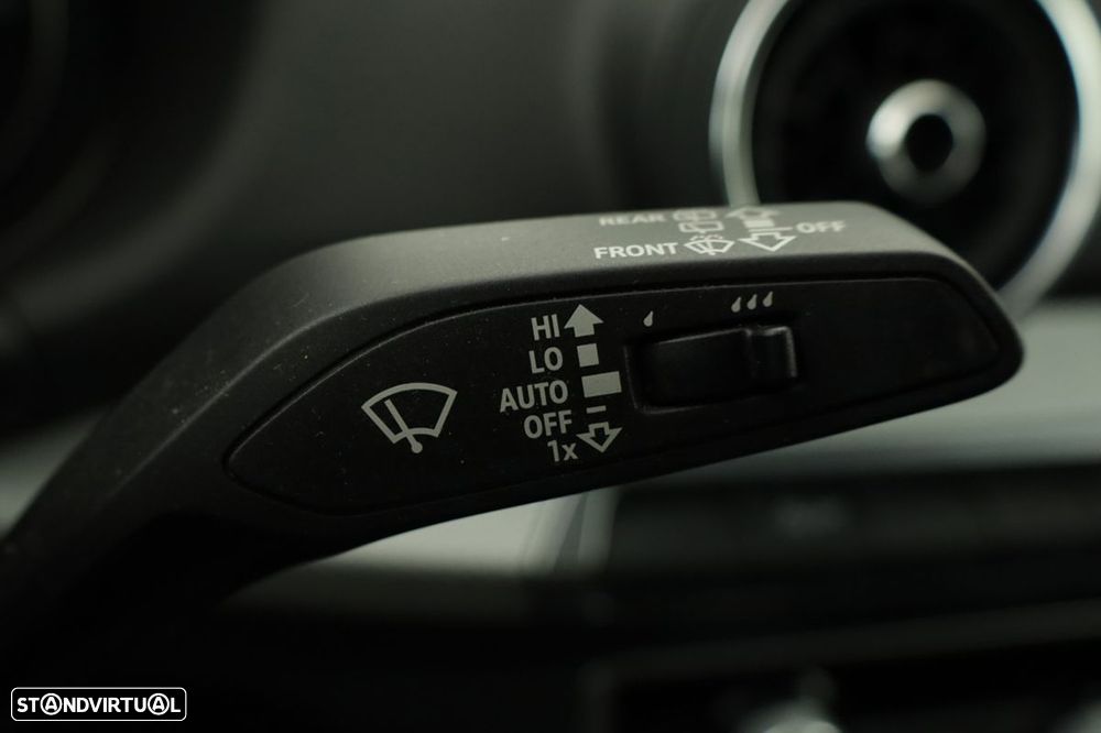 Audi Q2 35 TFSI Advanced - 17