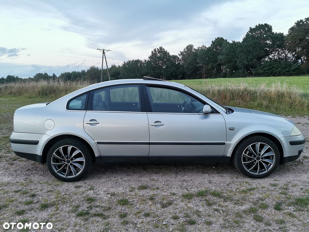 Volkswagen Passat - 5