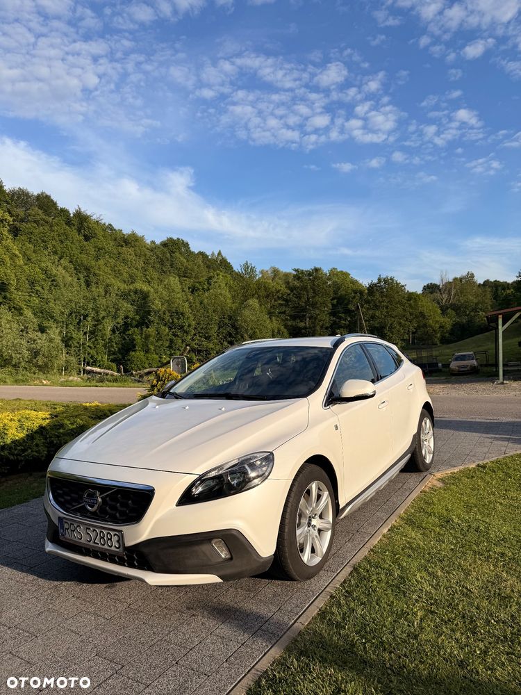 Volvo V40 D2 Drive-E Ocean Race - 1