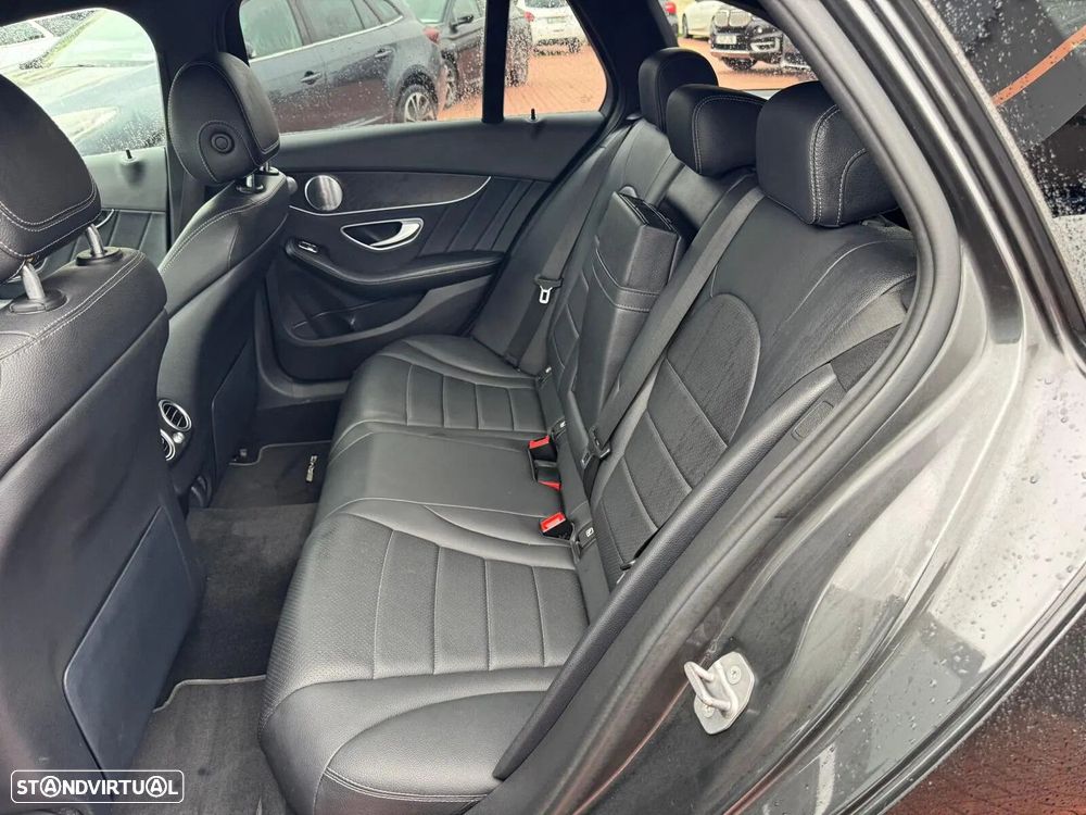 Mercedes-Benz C 220 d AMG Line - 35