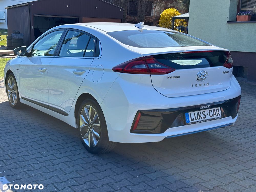 Hyundai IONIQ 1.6 GDI Style - 38