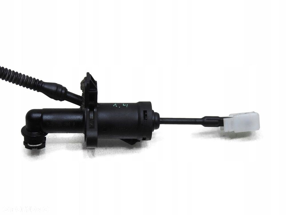 POMPKA SPRZĘGŁA SKODA FABIA II 1.4 16V 6Q0721388E