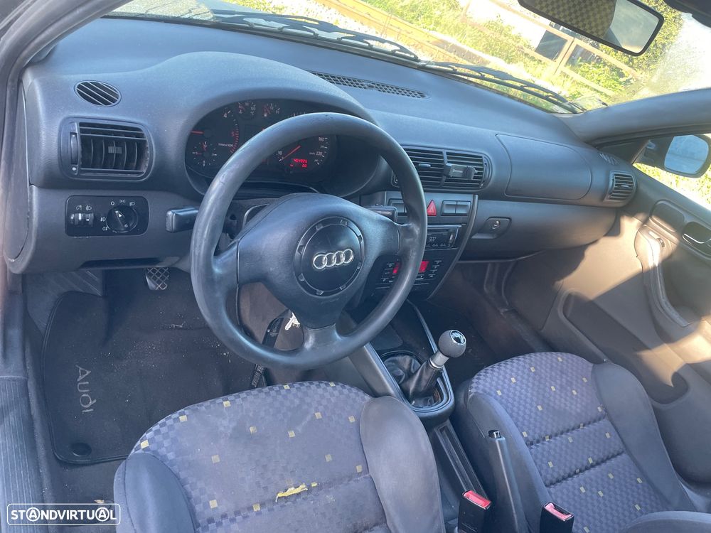 Audi A3 1.9 TDI Attraction - 5