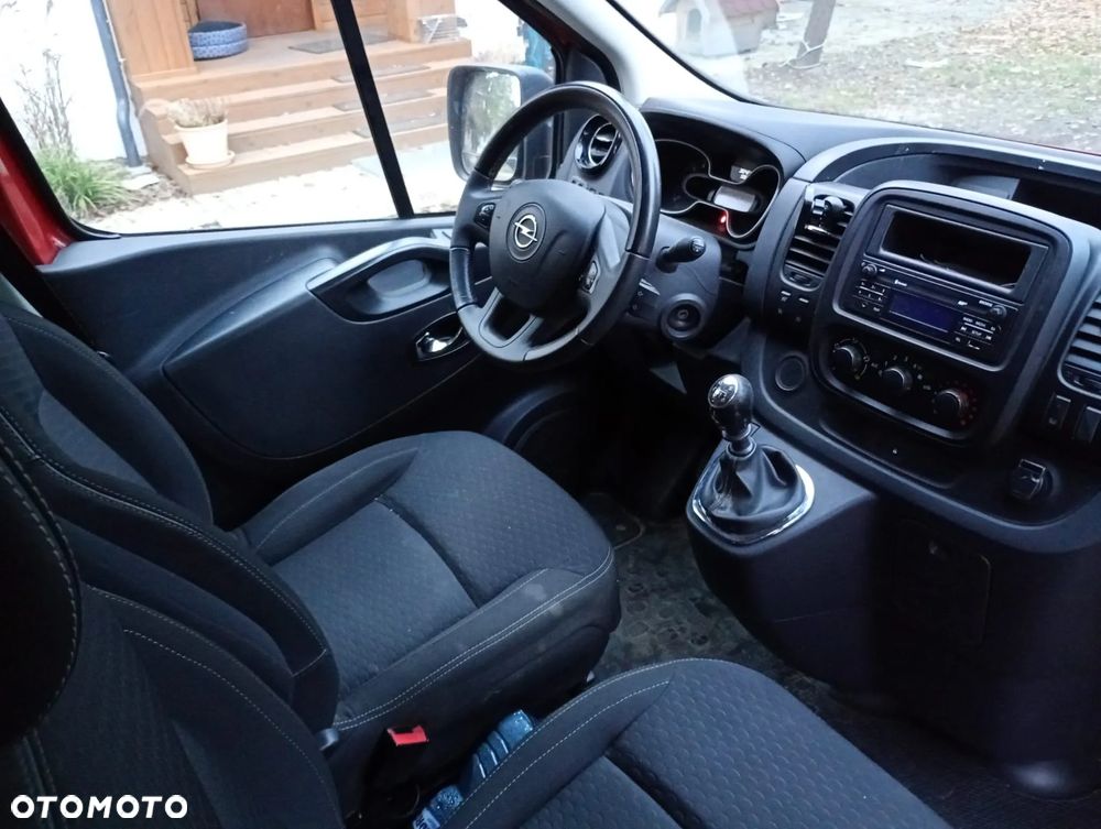 Opel Vivaro - 12