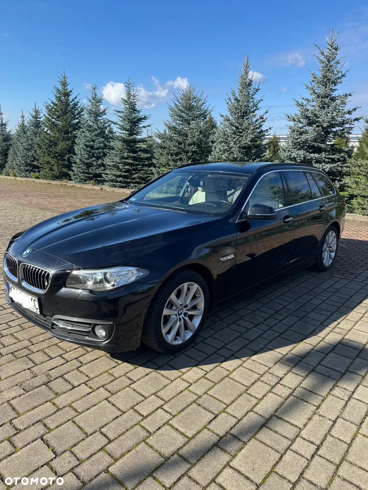 BMW Seria 5 525d xDrive Luxury Line - 9