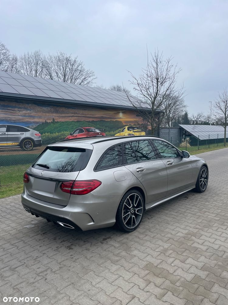 Mercedes-Benz Klasa C 220 d T 9G-TRONIC AMG Line - 5