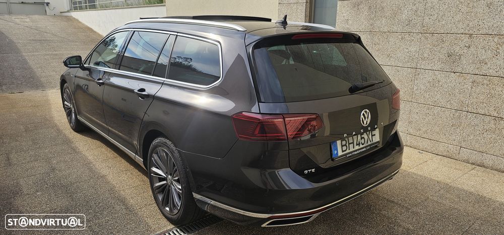 VW Passat Variant - 21