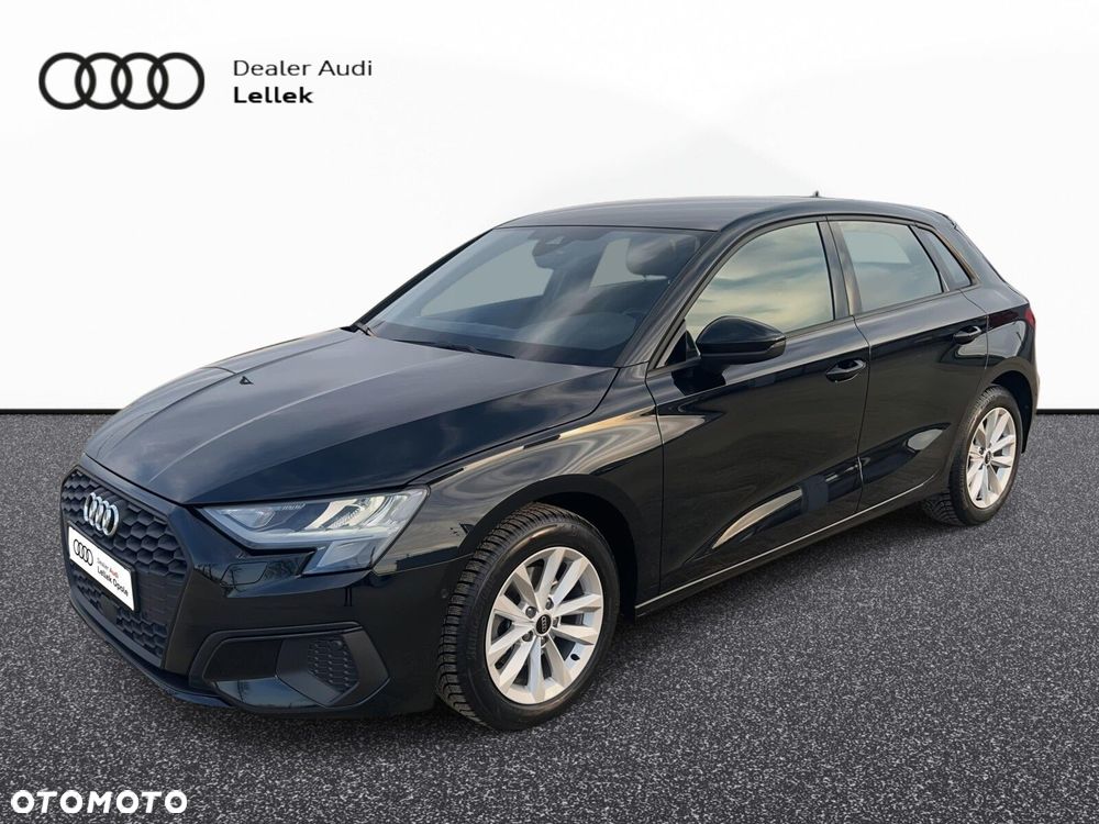 Audi A3 Sportback - 1