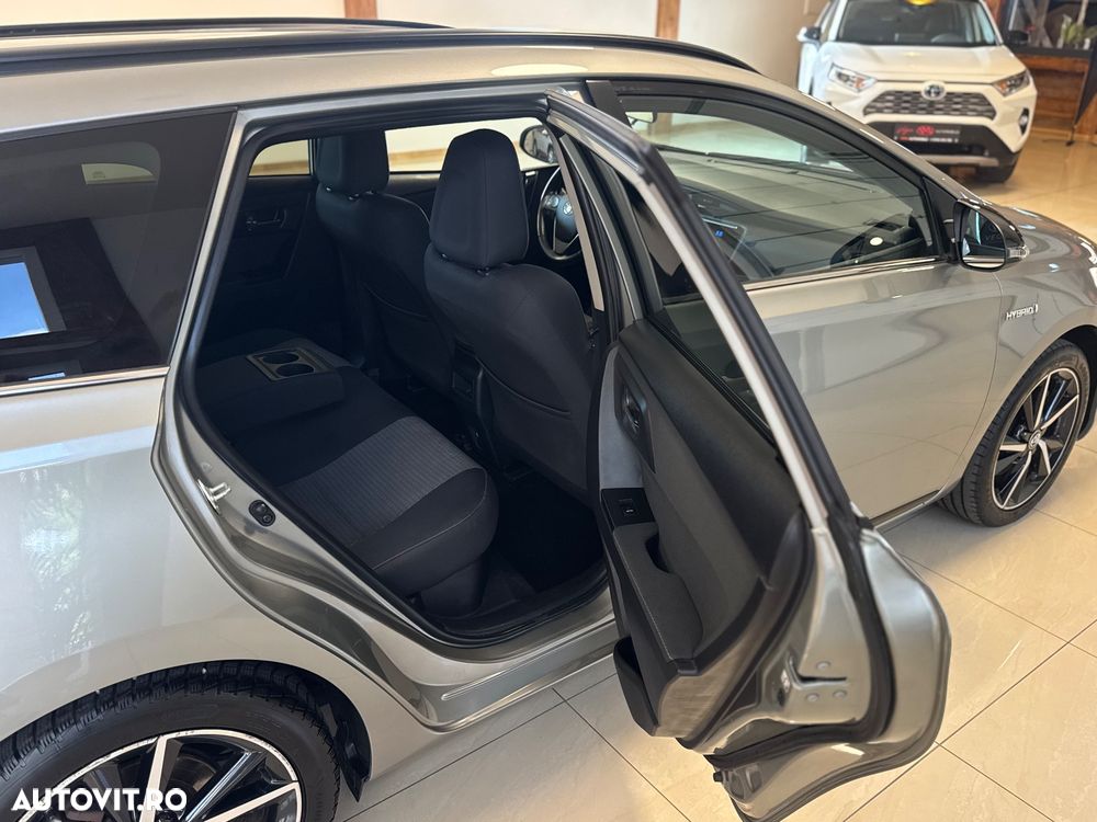Toyota Auris 1.8 VVT-i Automatik Team Deutschland - 11
