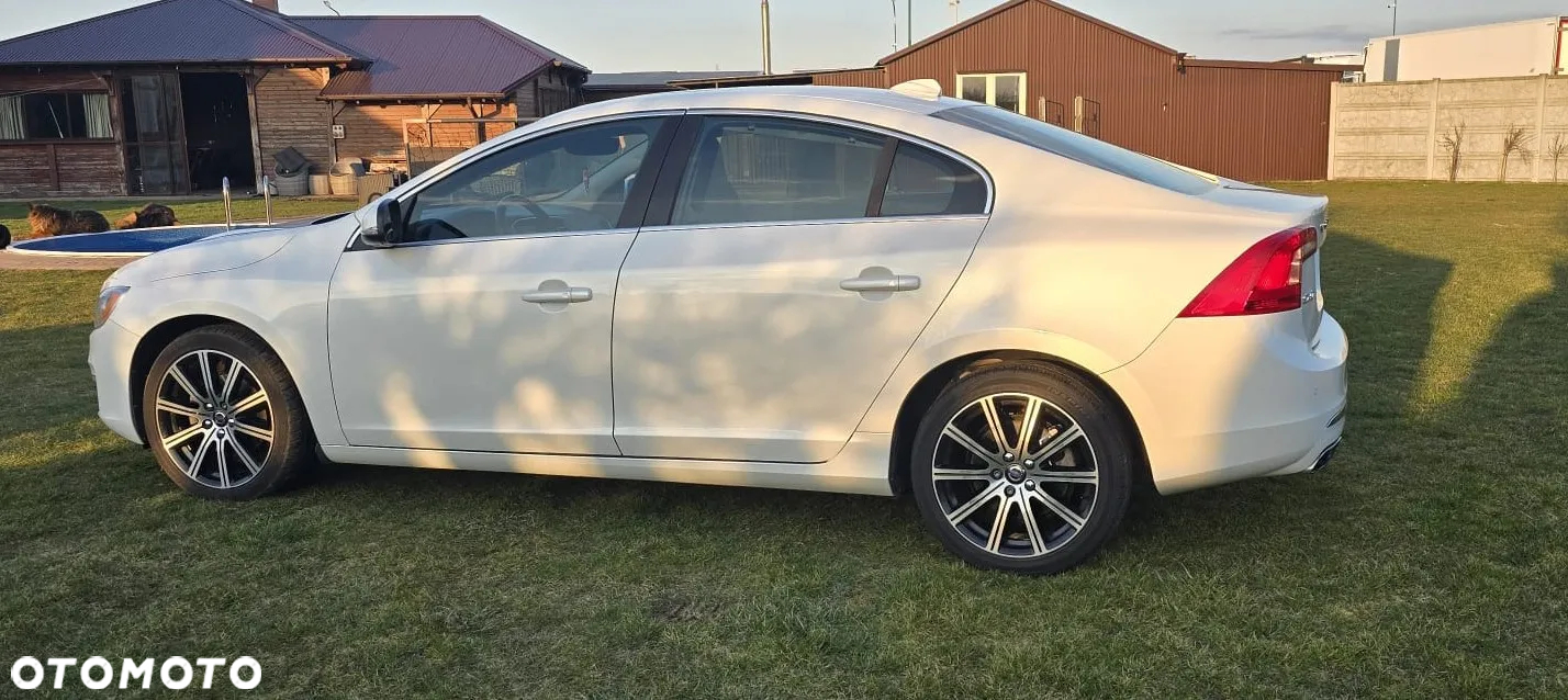 Volvo S60 - 12
