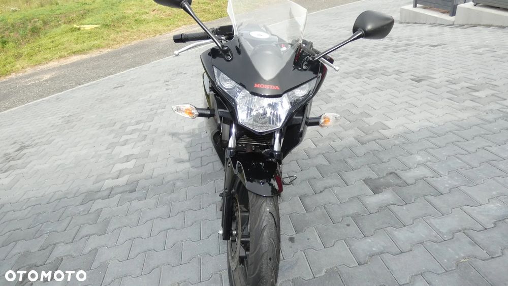 Honda CBR - 3