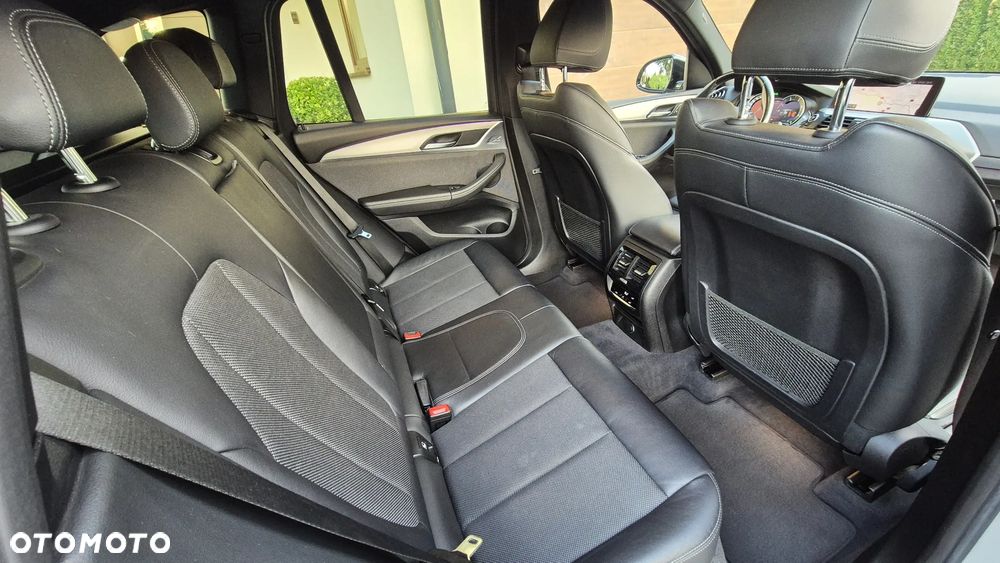 BMW X3 xDrive20d xLine - 8