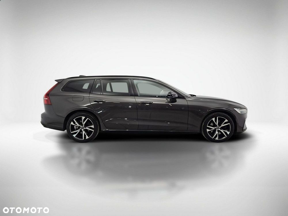 Volvo V60 B4 D Plus Dark - 6