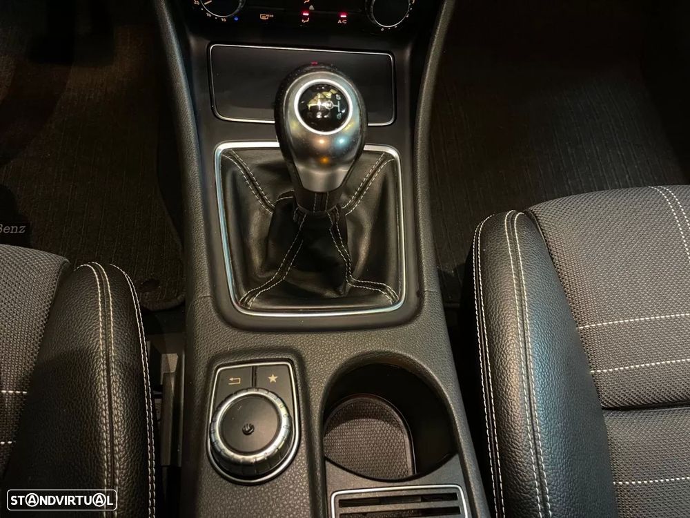 Mercedes-Benz A 160 d Urban - 14