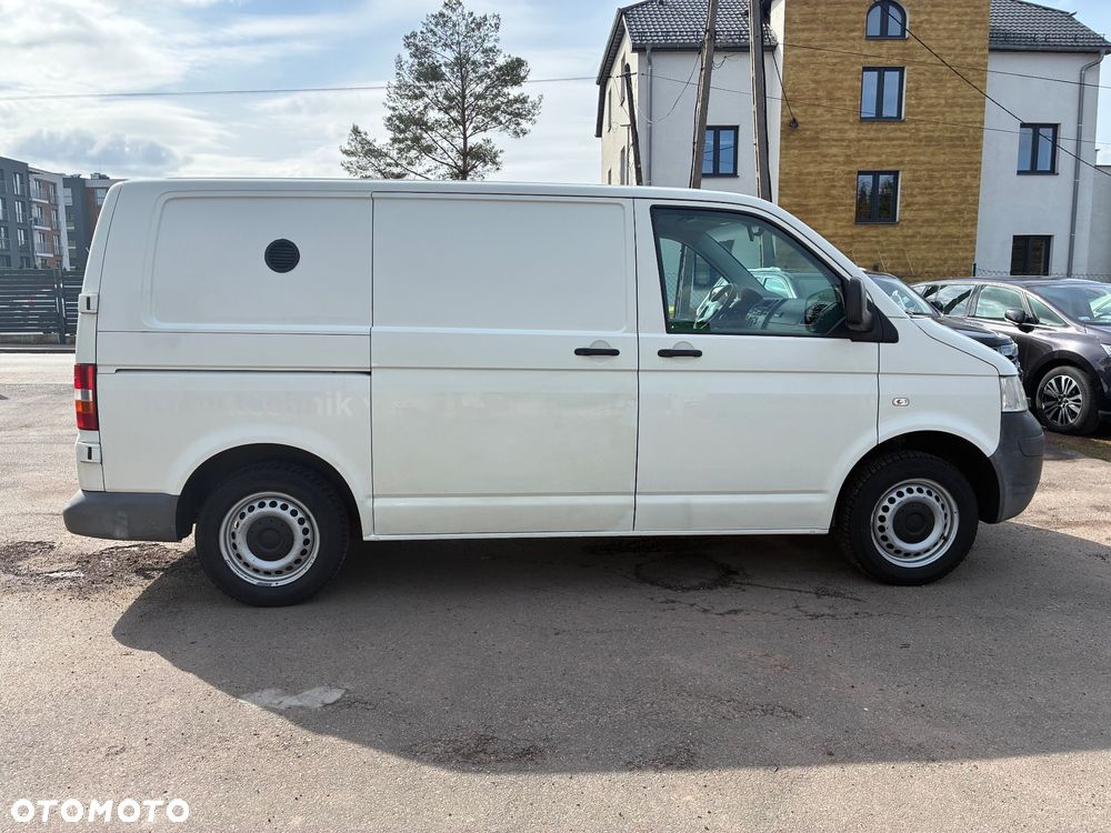 Volkswagen TRANSPORTER T5 - 4