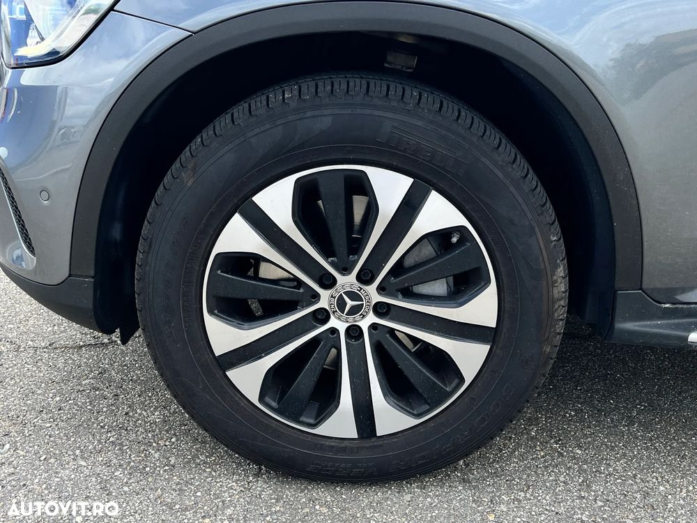 Mercedes-Benz GLC 220 d 4MATIC - 32