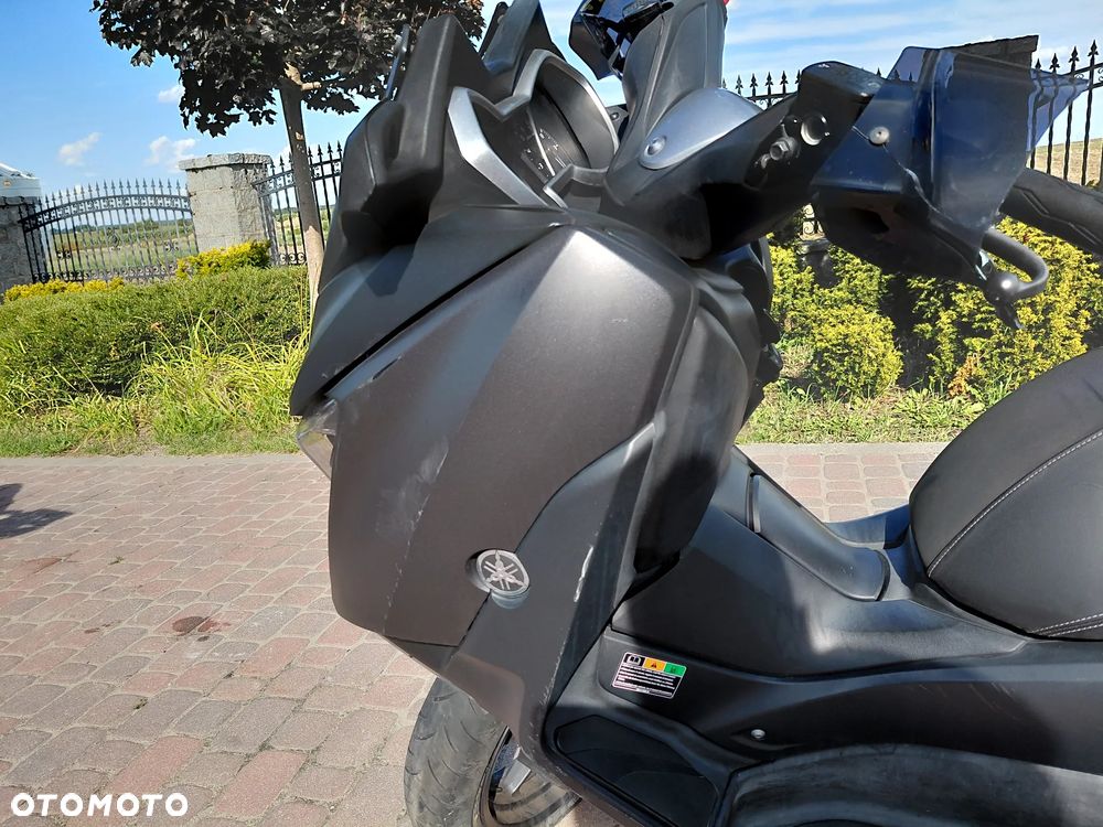 Yamaha X-max - 10