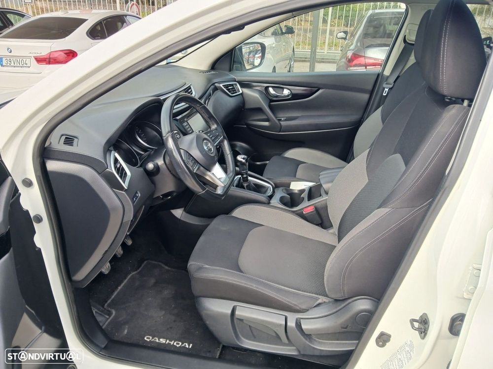 Nissan Qashqai 1.5 dCi N-Connecta - 21