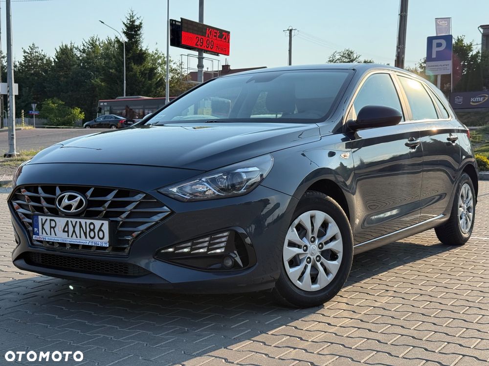 Hyundai i30 1.5 DPI Comfort - 1