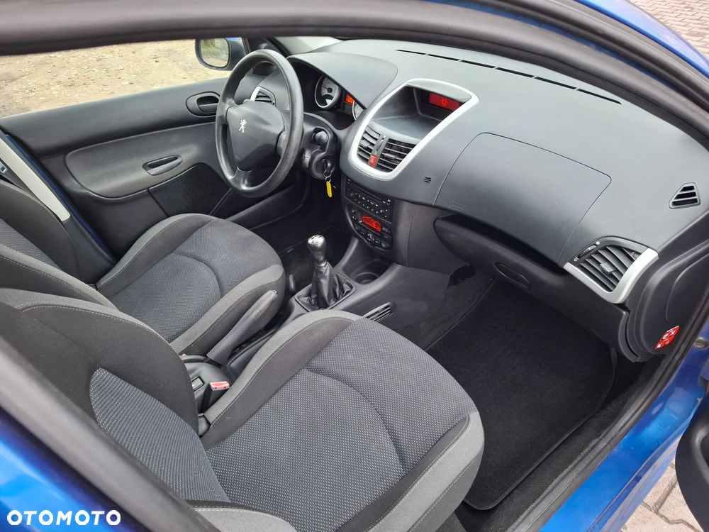 Peugeot 206 plus - 19