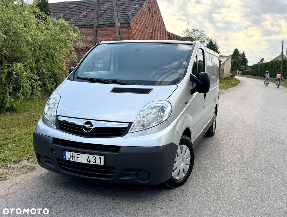Opel Vivaro Lift 2.0 CDTI 114 KM Klima G.fotel piękny l - 2