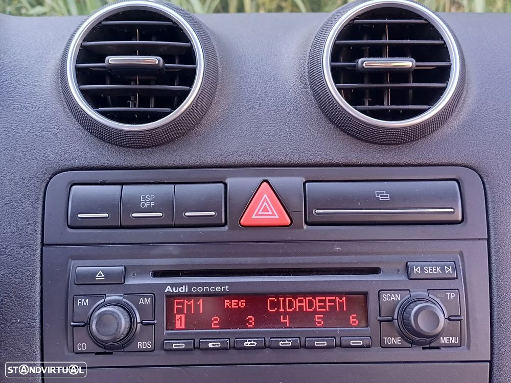Audi A3 2.0 FSI Sport - 25