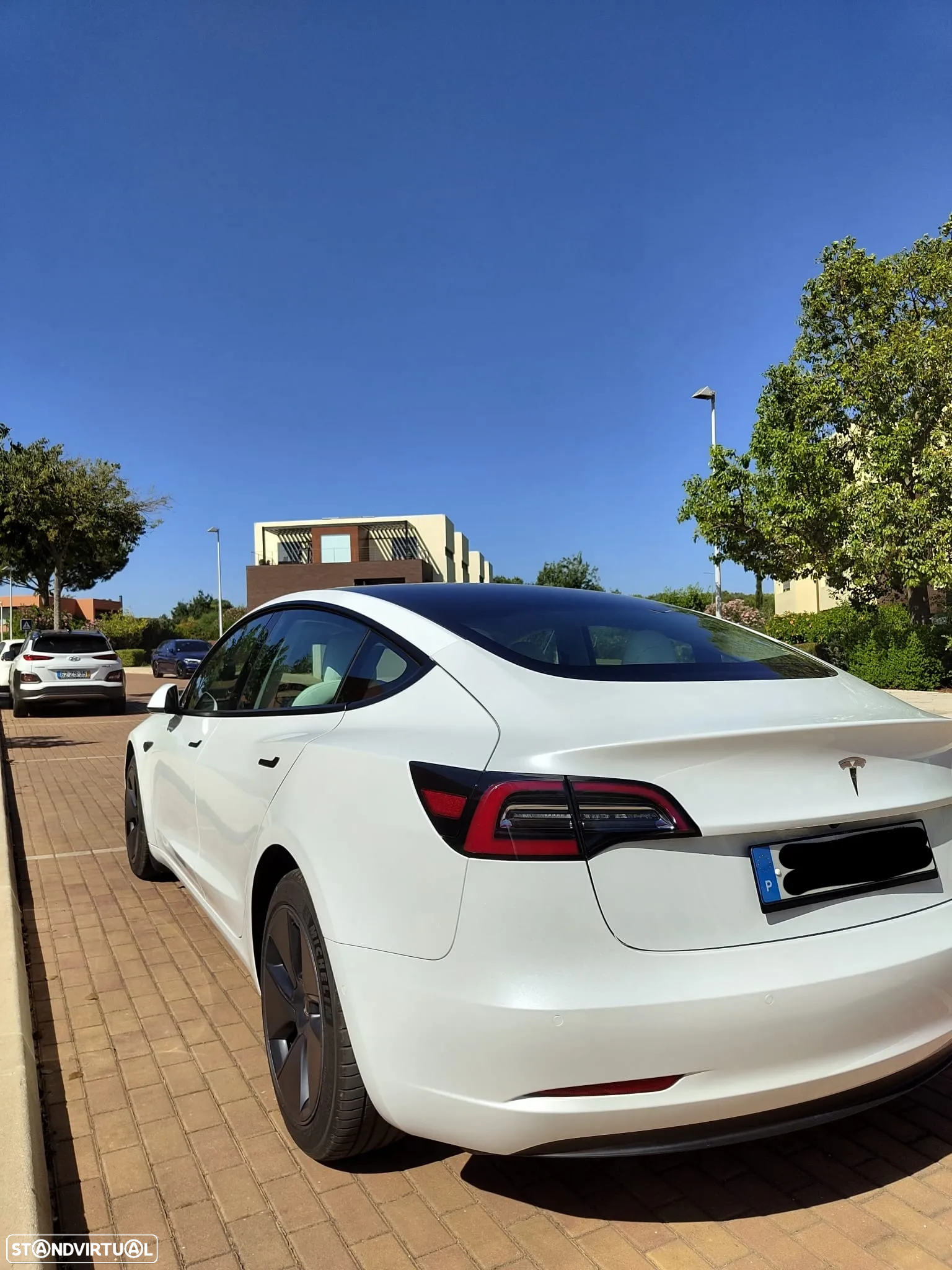 Tesla Model 3 Standard Range Plus RWD - 3