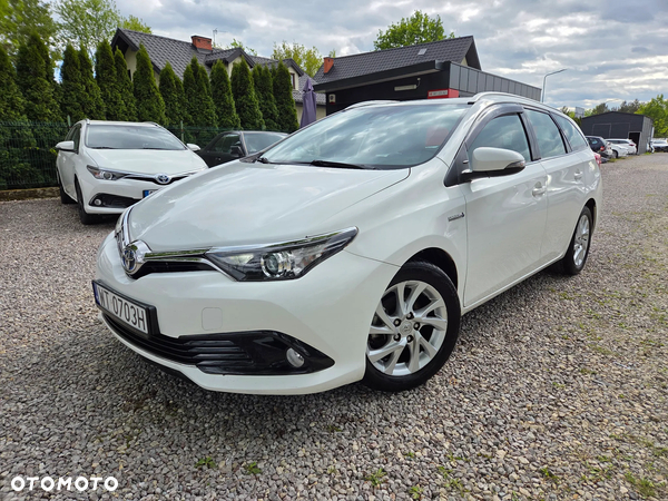 Toyota Auris 1.8 VVT-i Hybrid Automatik Touring Sports Edition