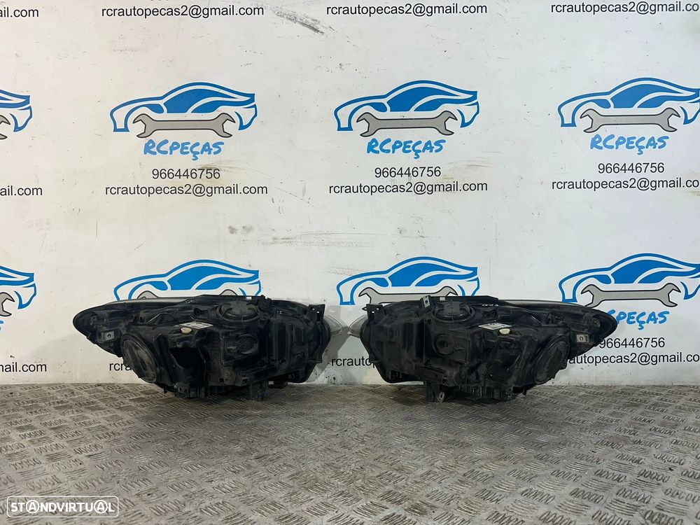 .Conjunto Oticas Farois Frontal Frente Esquerda Halogenio Original BMW Serie 1 F20 5 Portas F21 3 Portas 7229685 7229686 2012 - 2015 - 2
