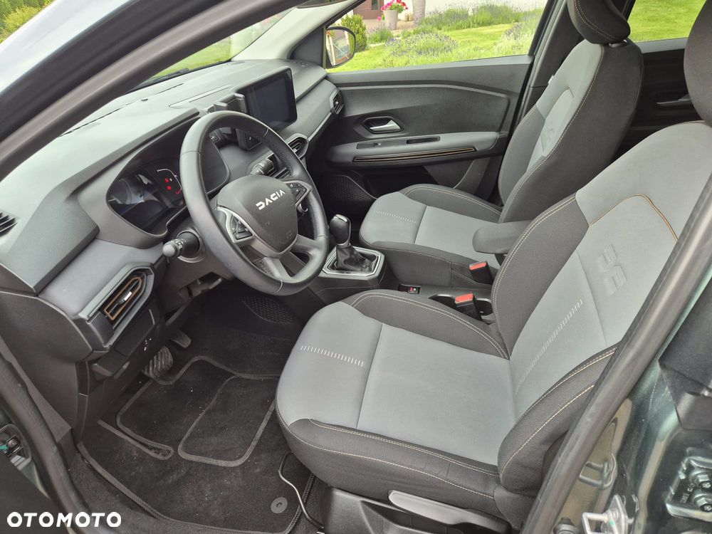 Dacia Jogger 1.6 Full Hybrid 140 Extreme MMT - 12