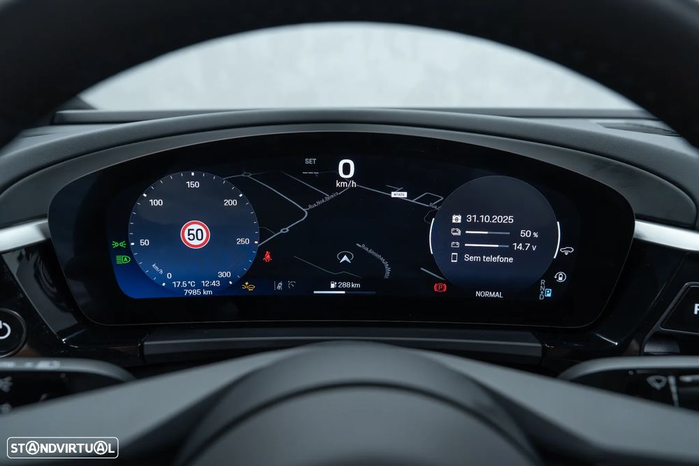 Porsche Macan Electric 4 - 33