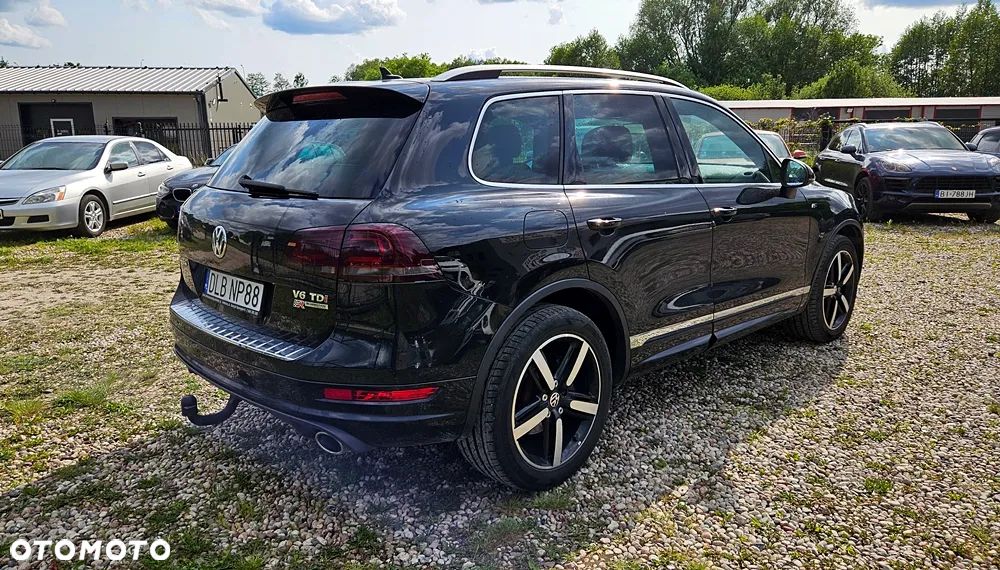 Volkswagen Touareg 3.0 V6 TDI BMT R-Style - 4
