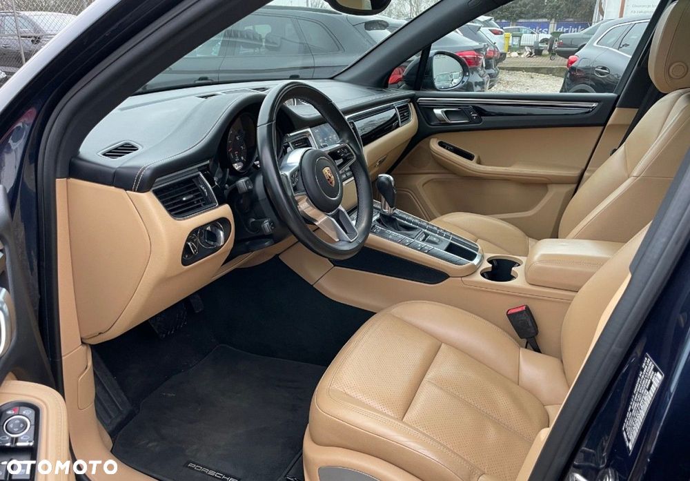 Porsche Macan - 8
