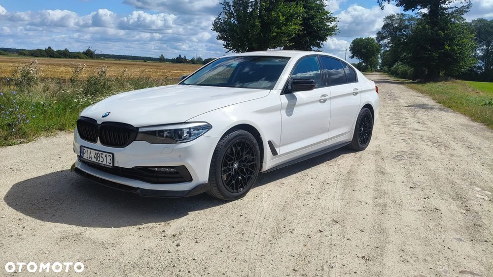 BMW Seria 5 520d xDrive Luxury Line sport - 16