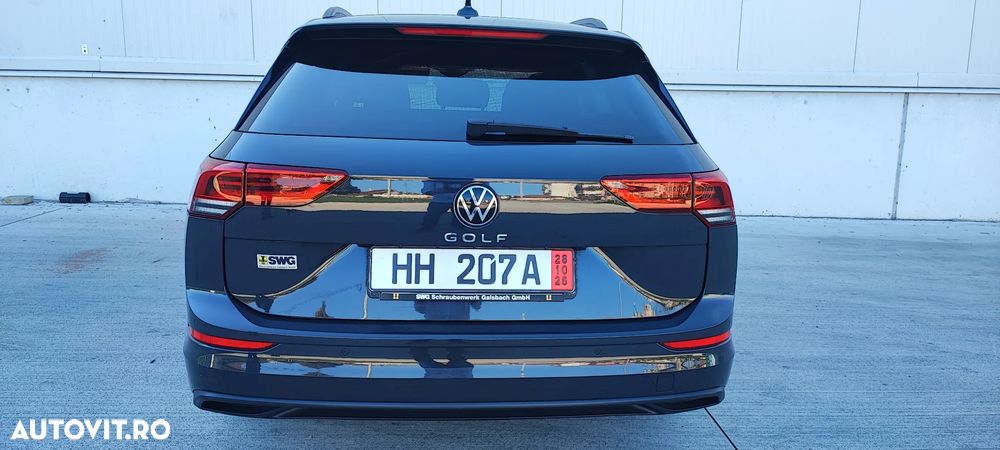 Volkswagen Golf - 32
