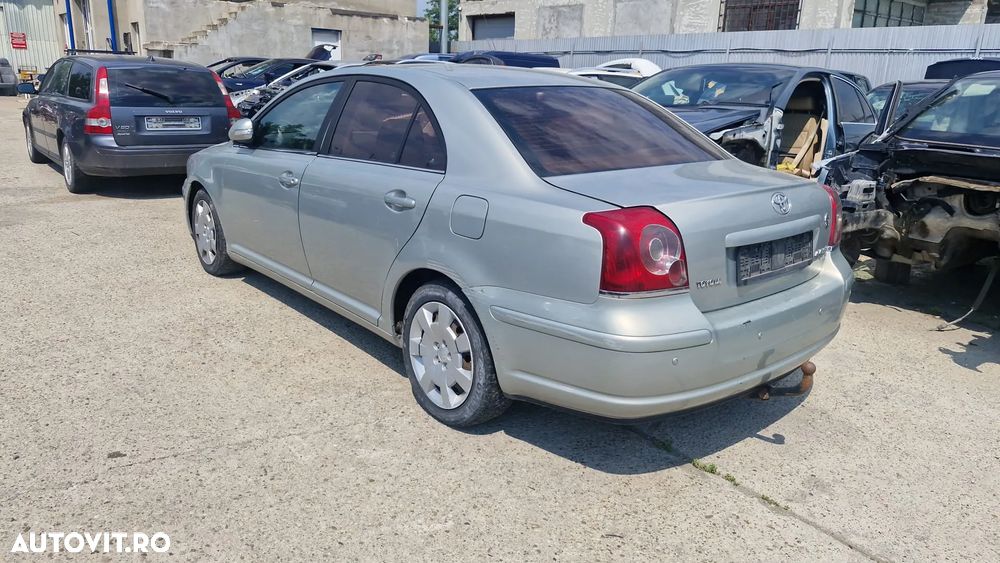 Dezmembram Toyota Avensis an 2007 motor 2.0 Diesel D4D - 6