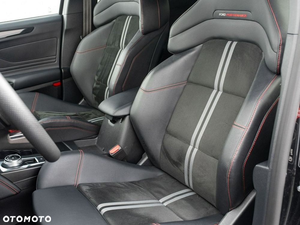 Ford Focus 2.3 EcoBoost ST X - 12