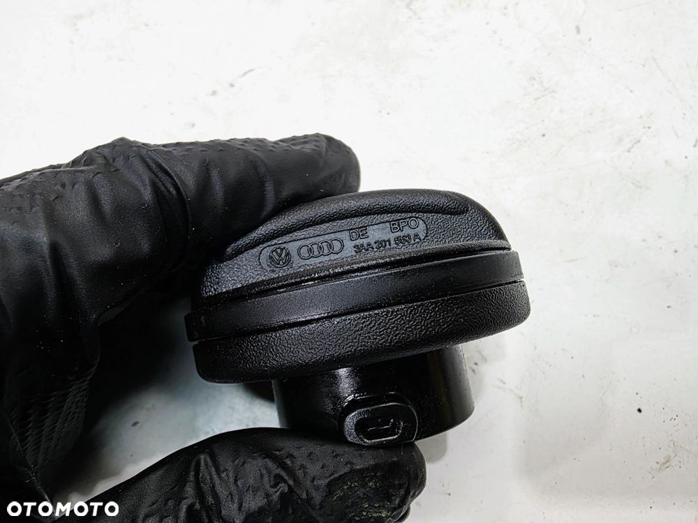 KOREK WLEWU PALIWA AUDI VOLKSWAGEN SEAT SKODA 3AA201553A - 4