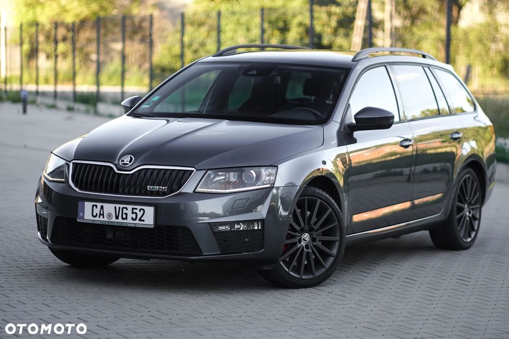 Skoda Octavia 2.0 TDI RS Challenge DSG - 1