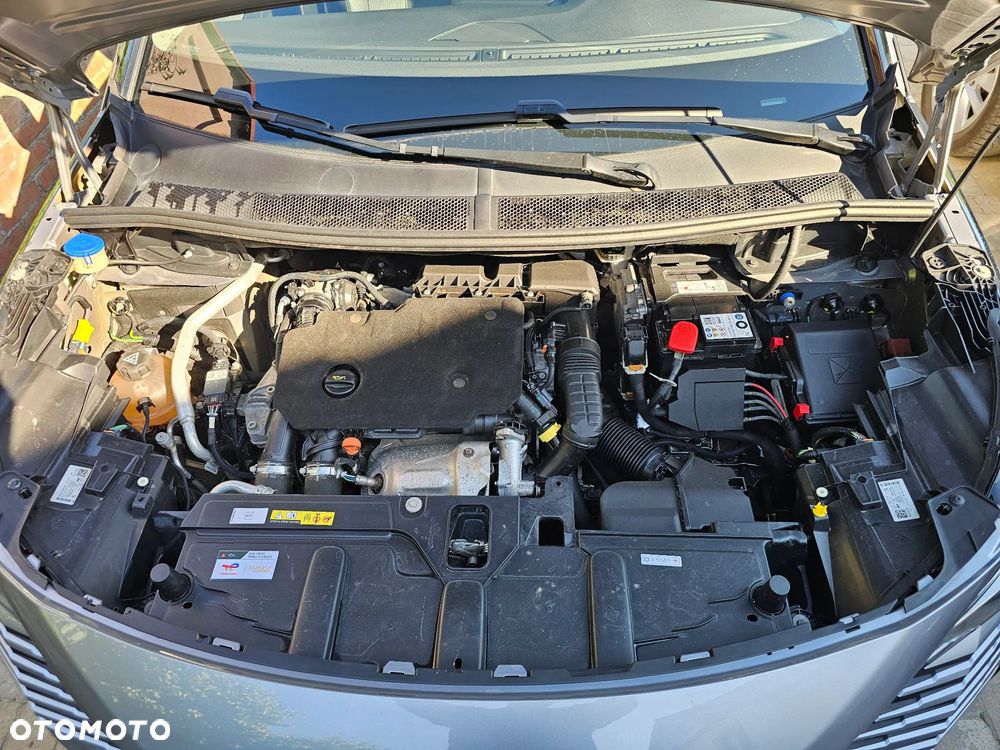 Peugeot 5008 1.5 BlueHDi Allure Pack S&S EAT8 - 11