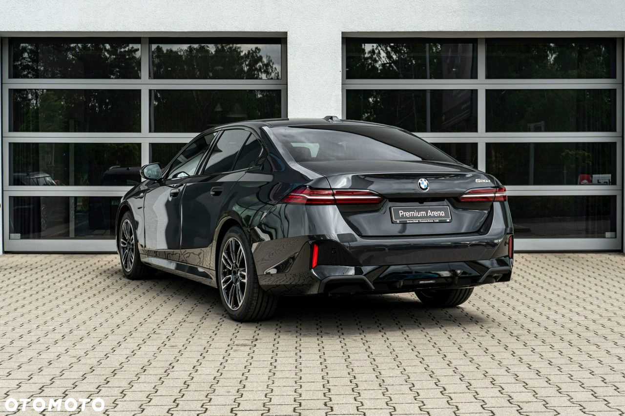 BMW Seria 5 - 8